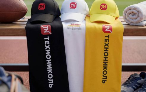 Футболки и бейсболки с&nbsp;логотипом для&nbsp;спортивного мероприятия